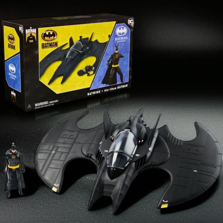 ★未使用 バットウィング アクション フィギュア付 4inc バットマン
