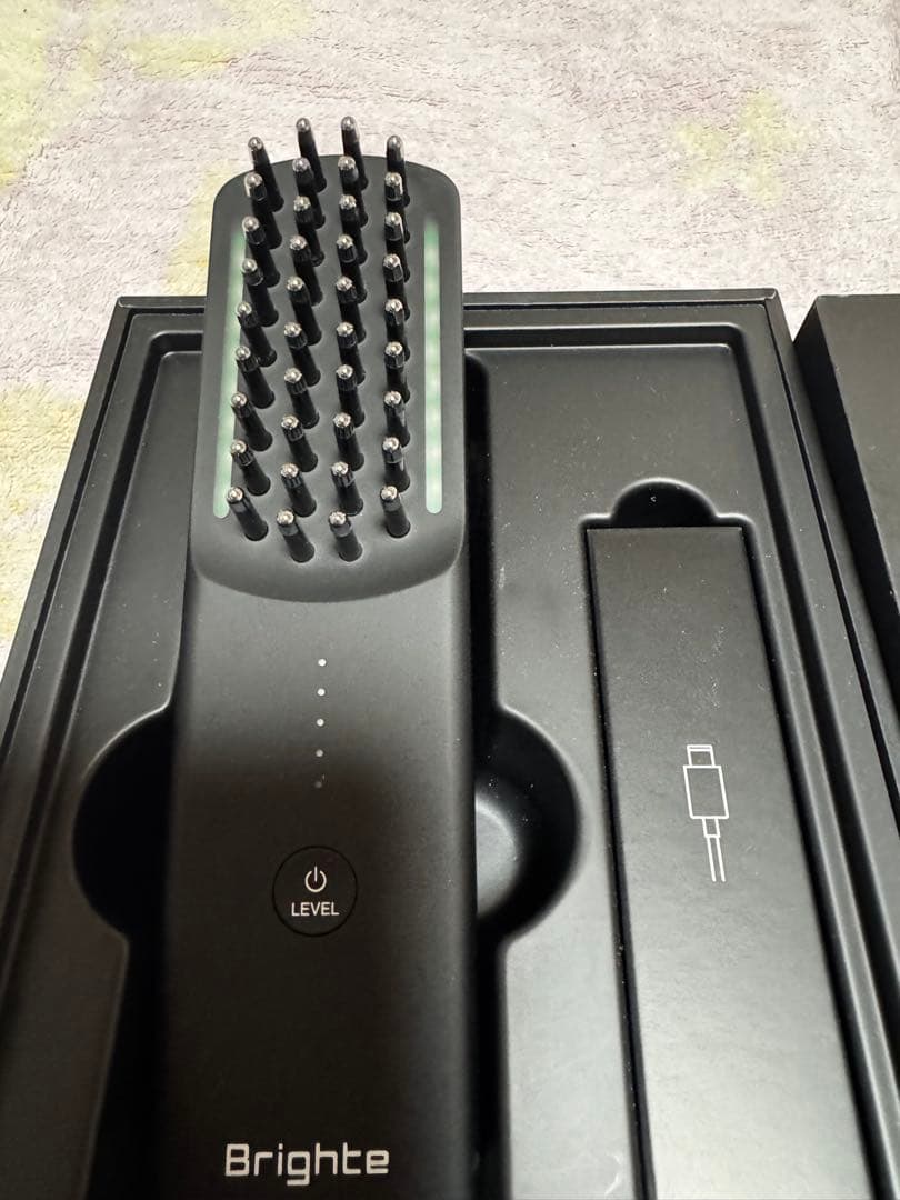 Brighte エレキスカルプブラシ USB充電式