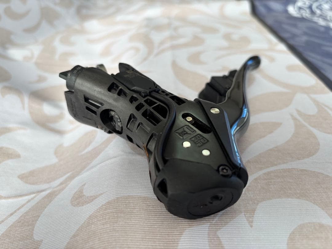 SHIMANO ST-R9170 【右のみ】　(油漏れジャンク)