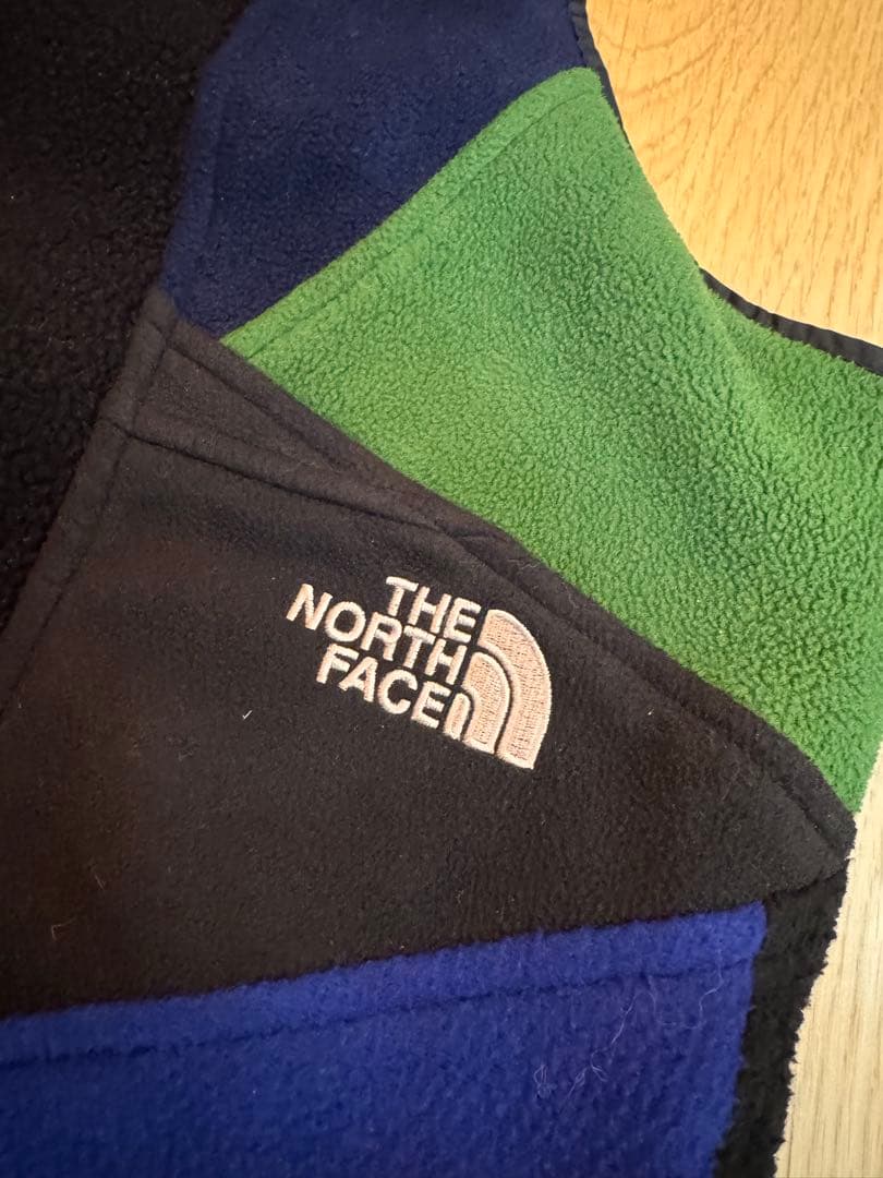THE NORTH FACE × CHANGES リメイクフリースベスト ノース