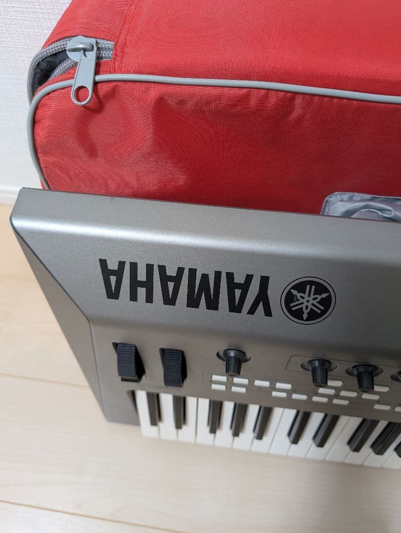 YAMAHA MM6 シンセサイザー 61鍵盤 中古　ソフトケース