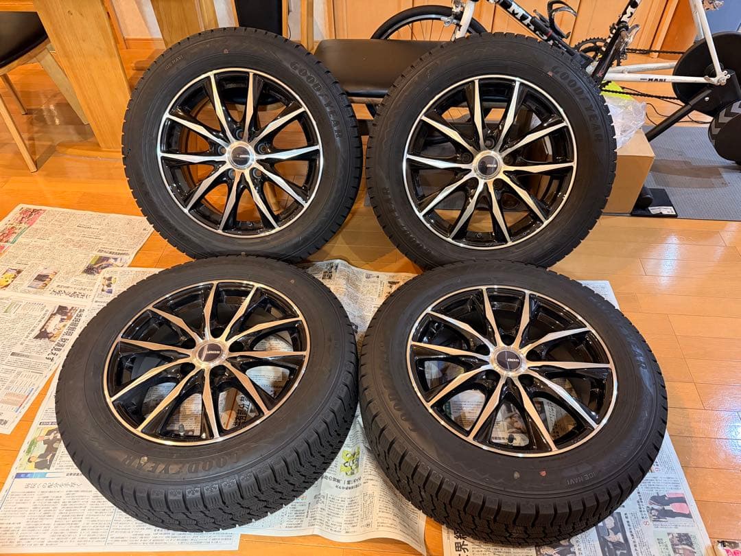 2023年製 スタッドレス 205/60R16 グッドイヤー ICE NAVI8