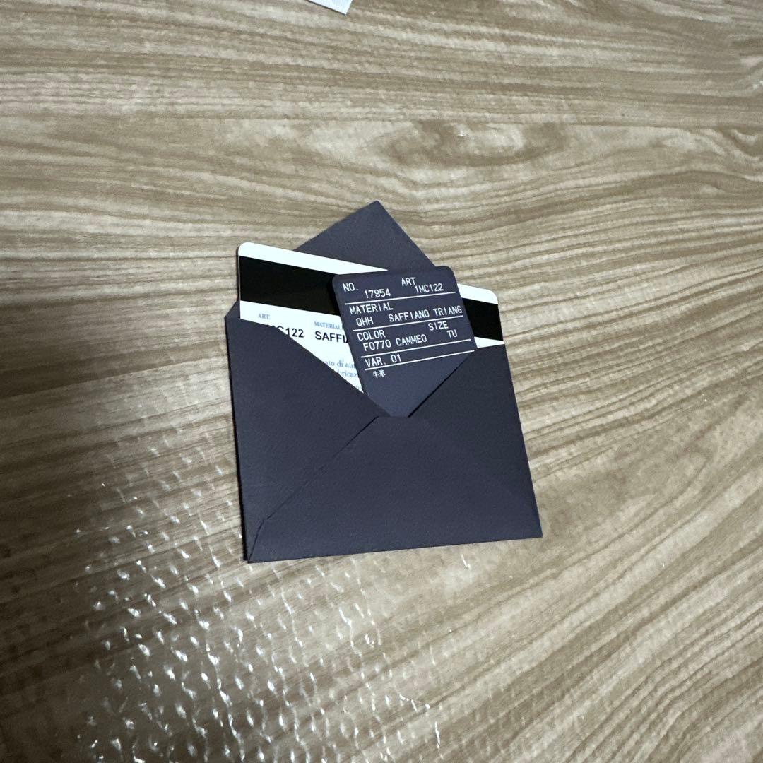 プラダ　名刺入れ　カードケース