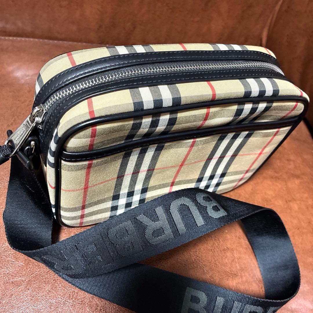 未使用に近い♡ バーバリー　Burberry ショルダーバッグ　ノヴァチェック