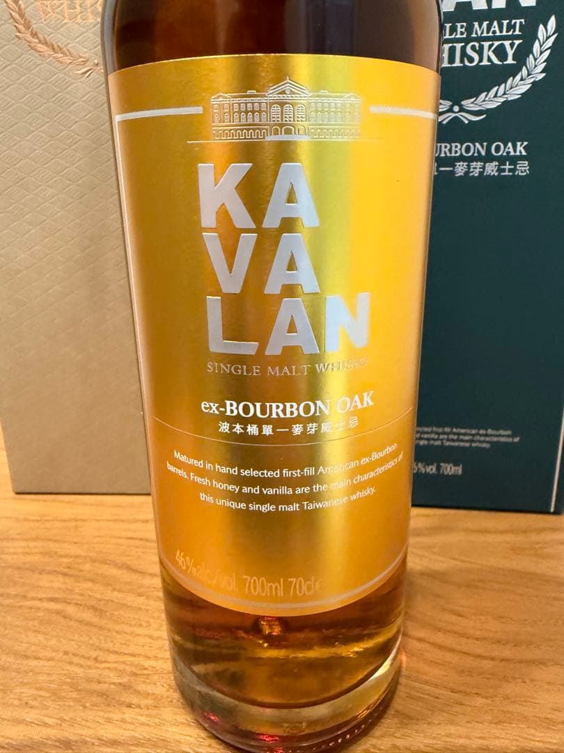 ウイスキー KAVALAN ex-Bourbon Oak 700ml 46%