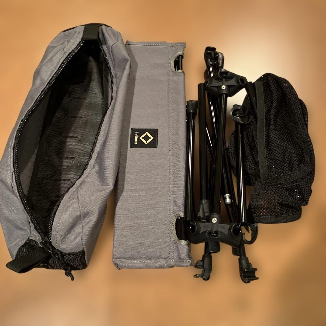 ヘリノックス　テーブル　グレー