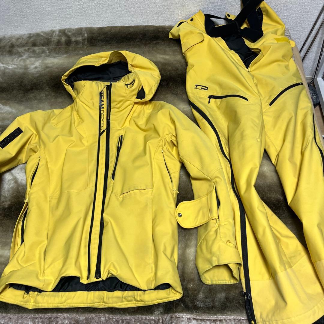 チームデサント　スキーウェア　上下