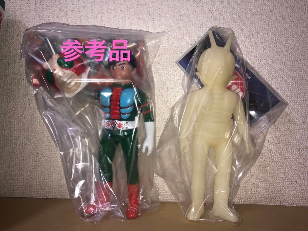 仮面ライダーV3ソフビ★蓄光1体★足裏ポピー　石森プロ　未開封