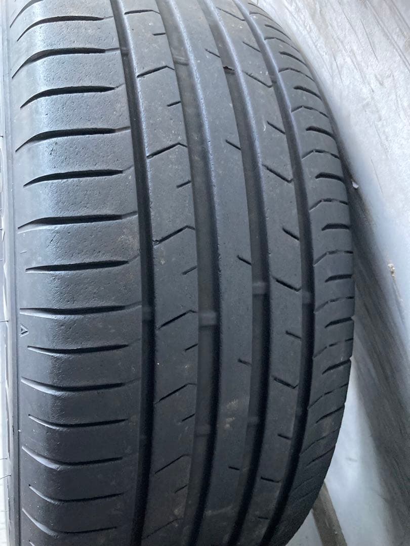 2023年バリ山！v37スカイライン純正TOYO PROXES235/55R17