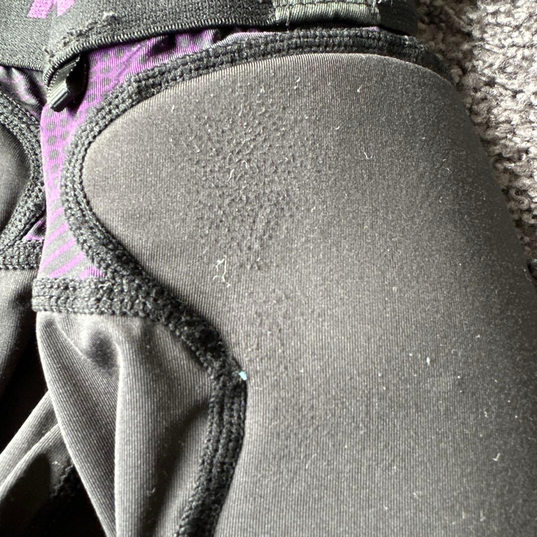 バートン　キッズ　スノーボードウェア　4点セット　プロテクター　グローブ