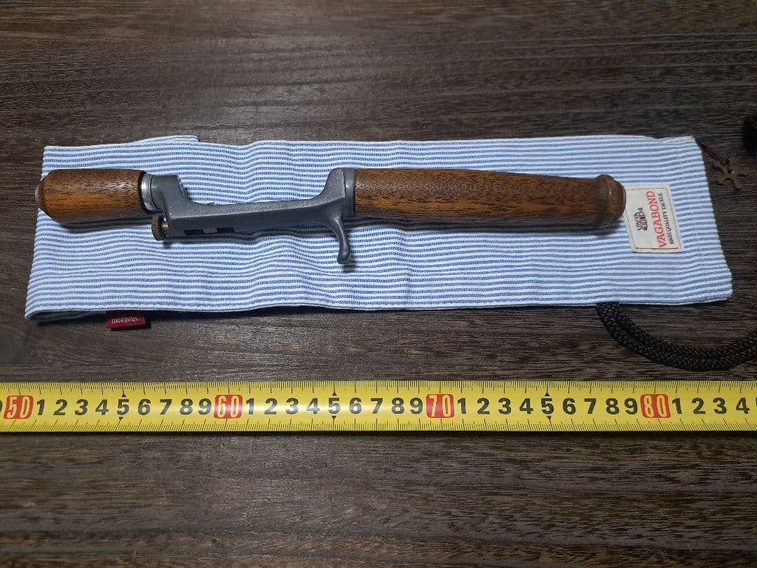 VAGABOND　MillionFish　CASTING GRIP