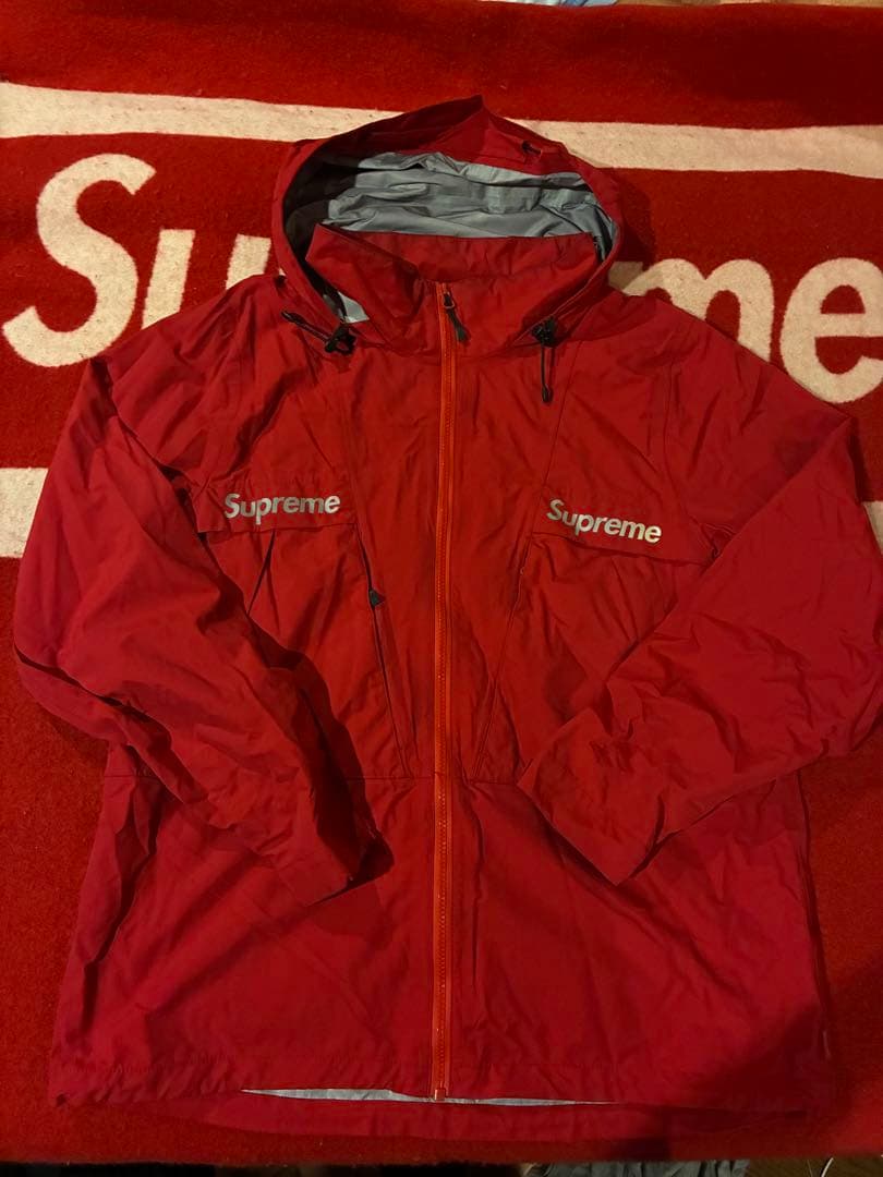 Supreme レッド ナイロンジャケット Mサイズ
