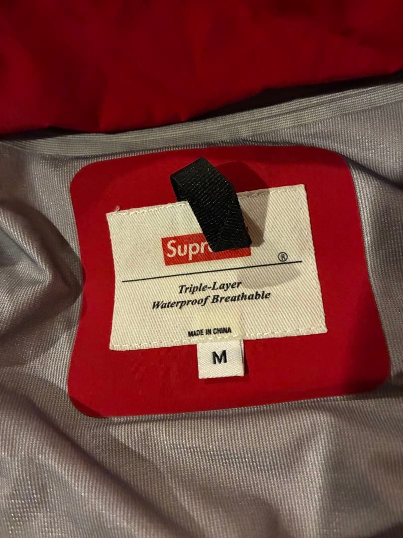 Supreme レッド ナイロンジャケット Mサイズ