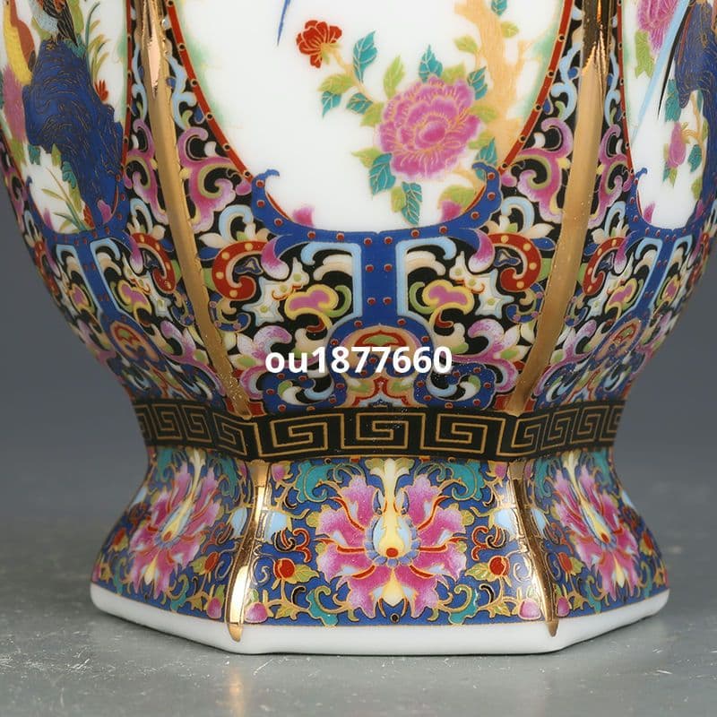 景徳鎮 陶磁器 乾隆琺瑯彩六方瓶 装飾品 現代工芸品 美術品 置物