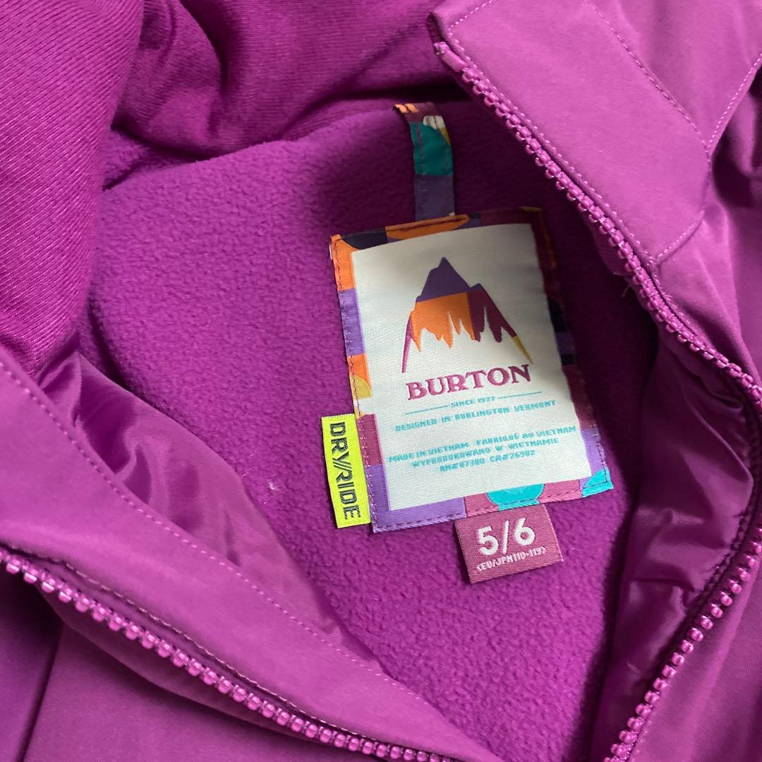 新品同様　バートン　スノボウエア　120ぐらい