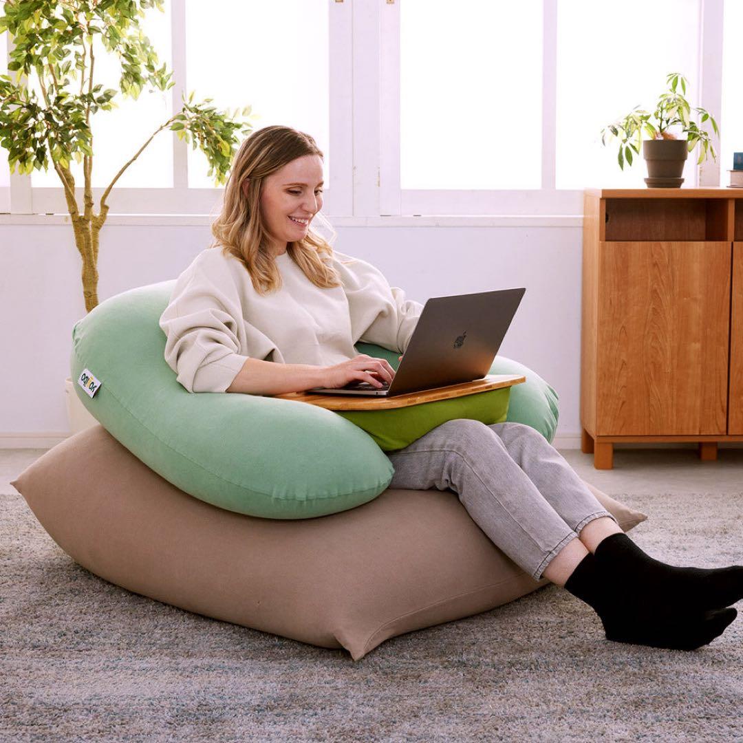 【美品】yoibo miniヨギボーミニビーズクッション