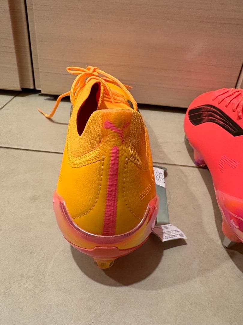 年始セール【新品】最新モデル Puma ULTRA 5 CARBON FG