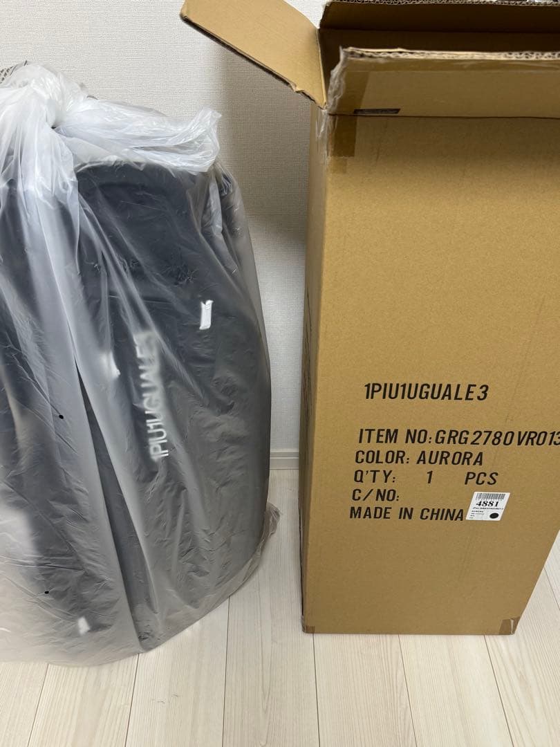 新品 1PIU1UGUALE3 /AURORA CADDIE BAG