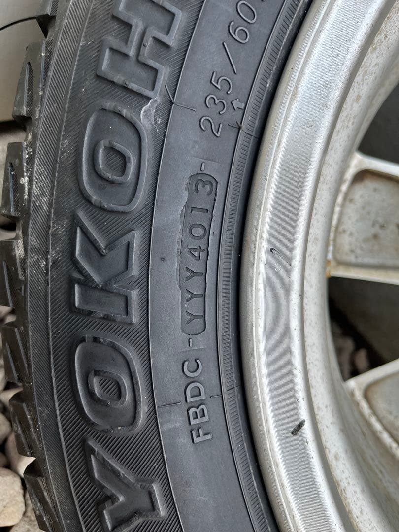 GEOLANDAR I/T-S デリカD5純正ホイール　スタッドレス