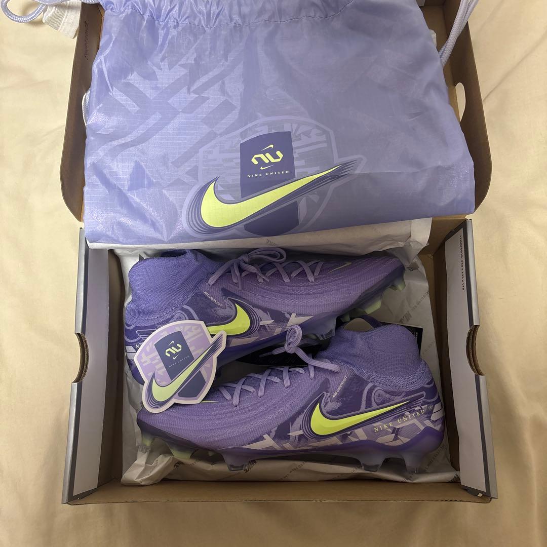 Nike サッカーシューズ 紫色 ハイカット　ヴェイパー16 FG