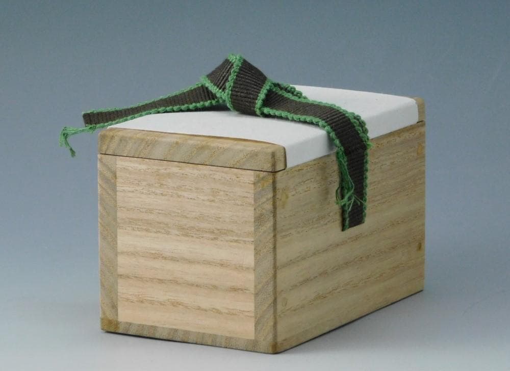 【鳳凰堂】十三代 田原陶兵衛『萩 丑香合』牛 萩焼 香合 干支 十二支 真作保証