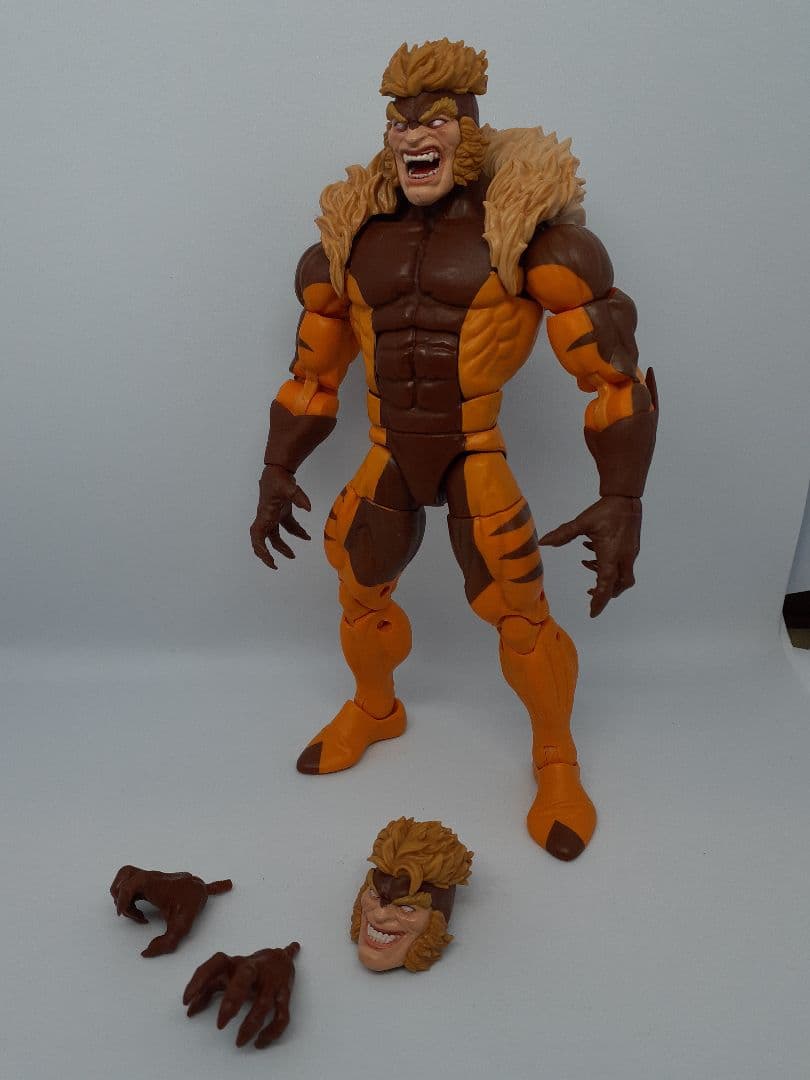 マーベルレジェンド　セイバートゥース　ウルヴァリン2パック版