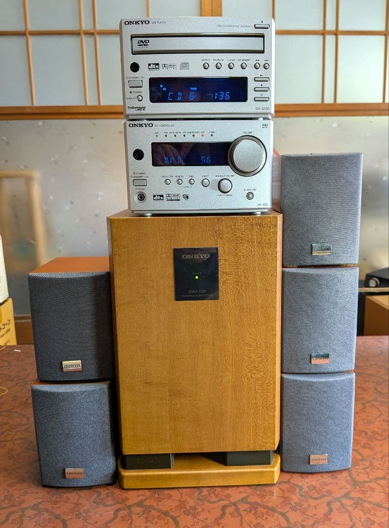 ONKYO 5.1CHホームシアターシステム　AVコントローラ、DVDプレーヤー