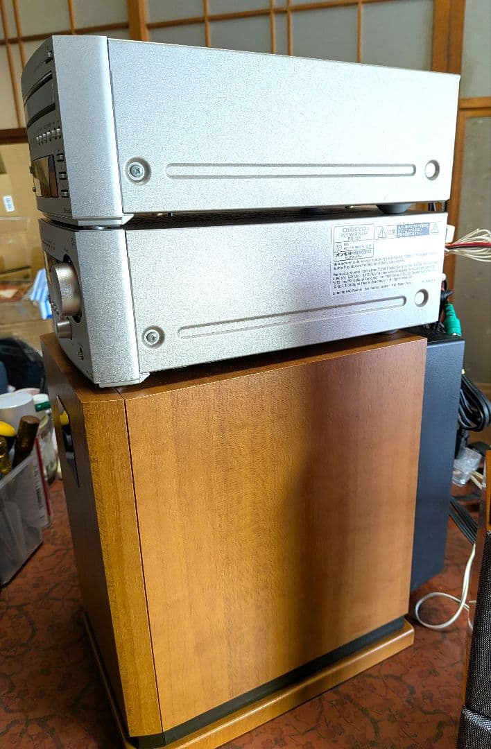 ONKYO 5.1CHホームシアターシステム　AVコントローラ、DVDプレーヤー