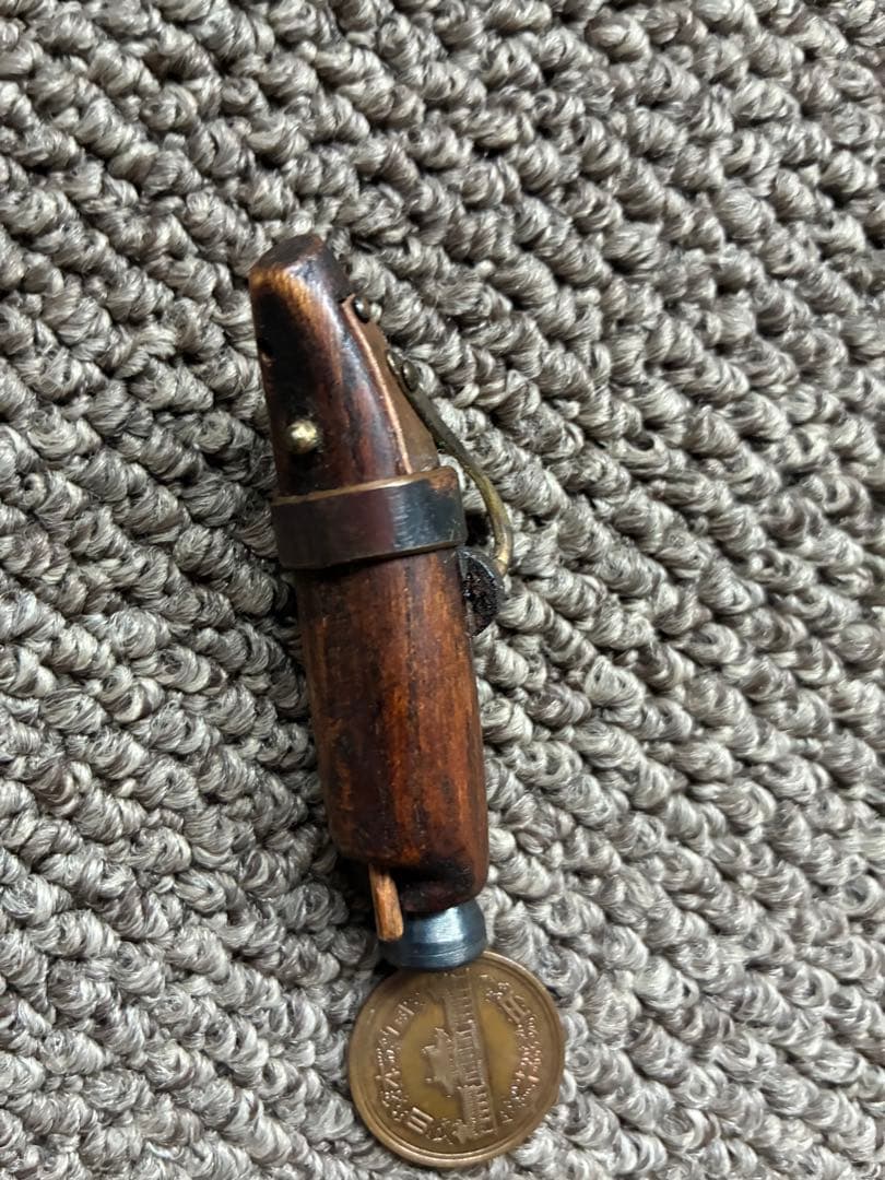 鉄砲根付き　精巧品　昭和　木箱付き