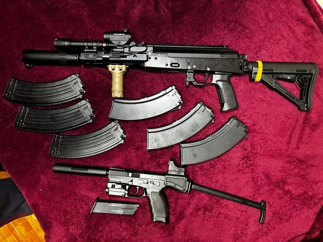 東京マルイ　ガスガン　AKX バイオハザード　ハウンドウルフ　USW A1 ガス