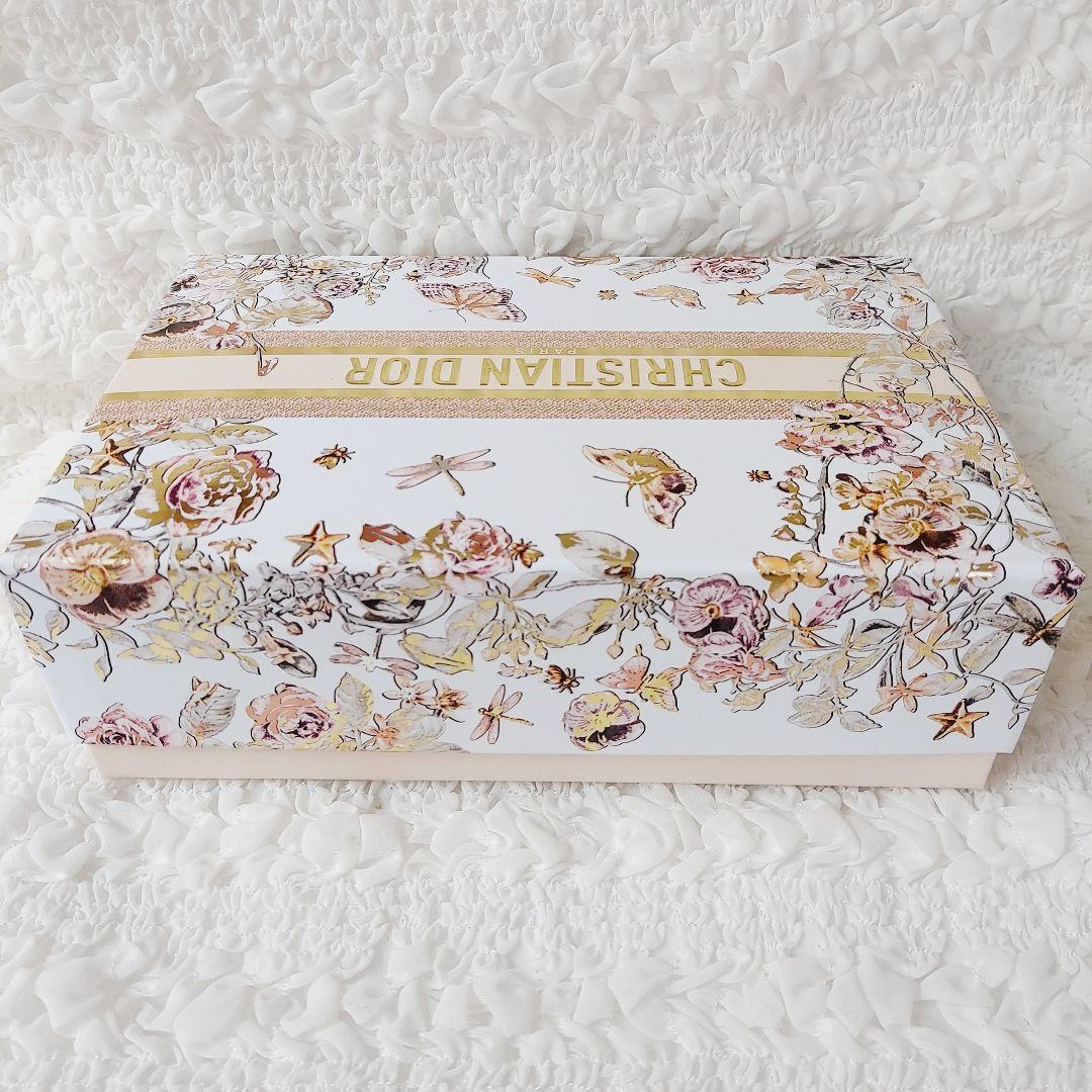DIOR ディオール　マザーズデイ　ポーチ　&ボックス　ノベルティ　母の日
