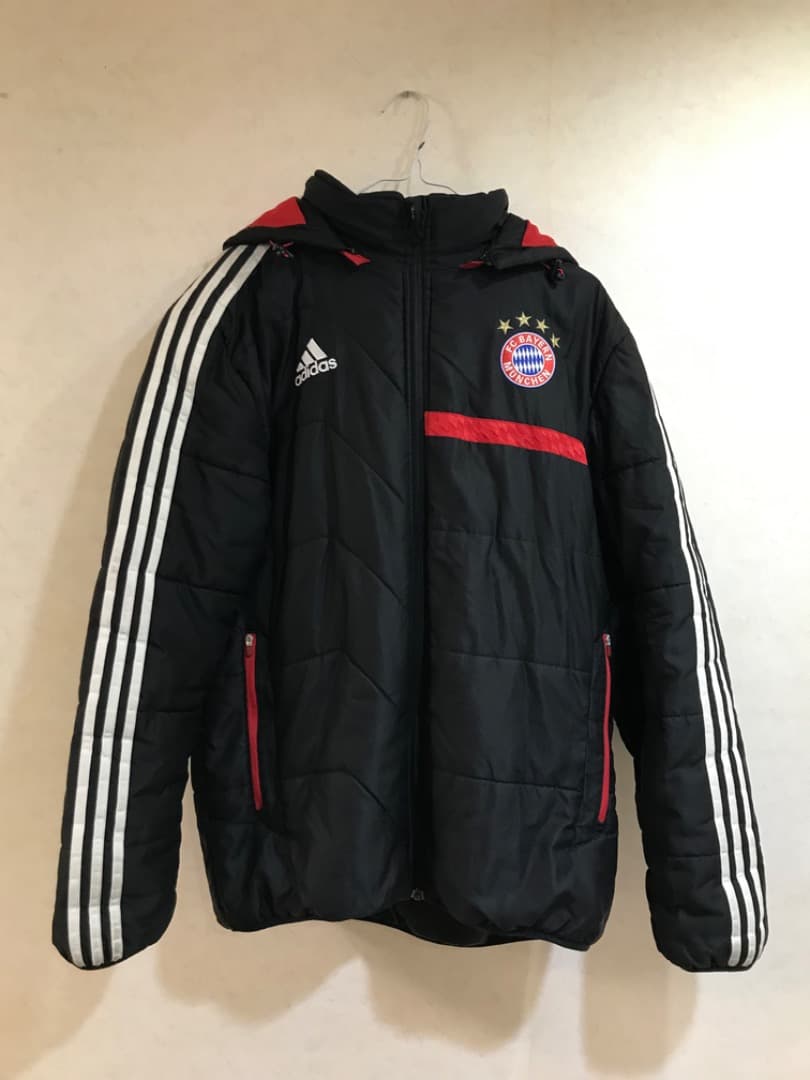 adidas　FC BAYERN MUNCHEN　ジャケット