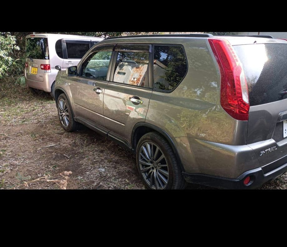 マセラティ　ギブリ　クアトロポルテ　19インチホイール