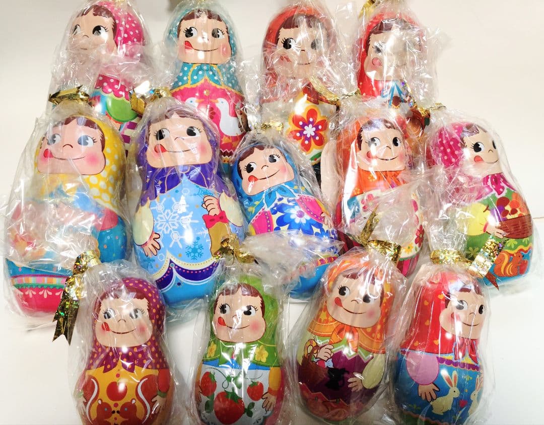 不二家☆ペコちゃんマトリョーシカ缶14個