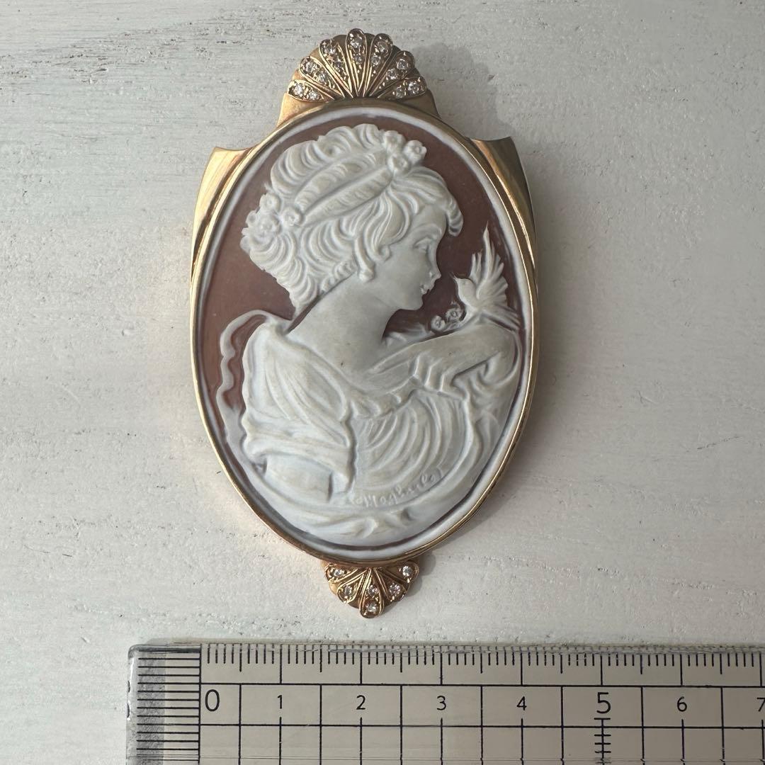 カメオブローチ　18K ダイヤ　刻印あり