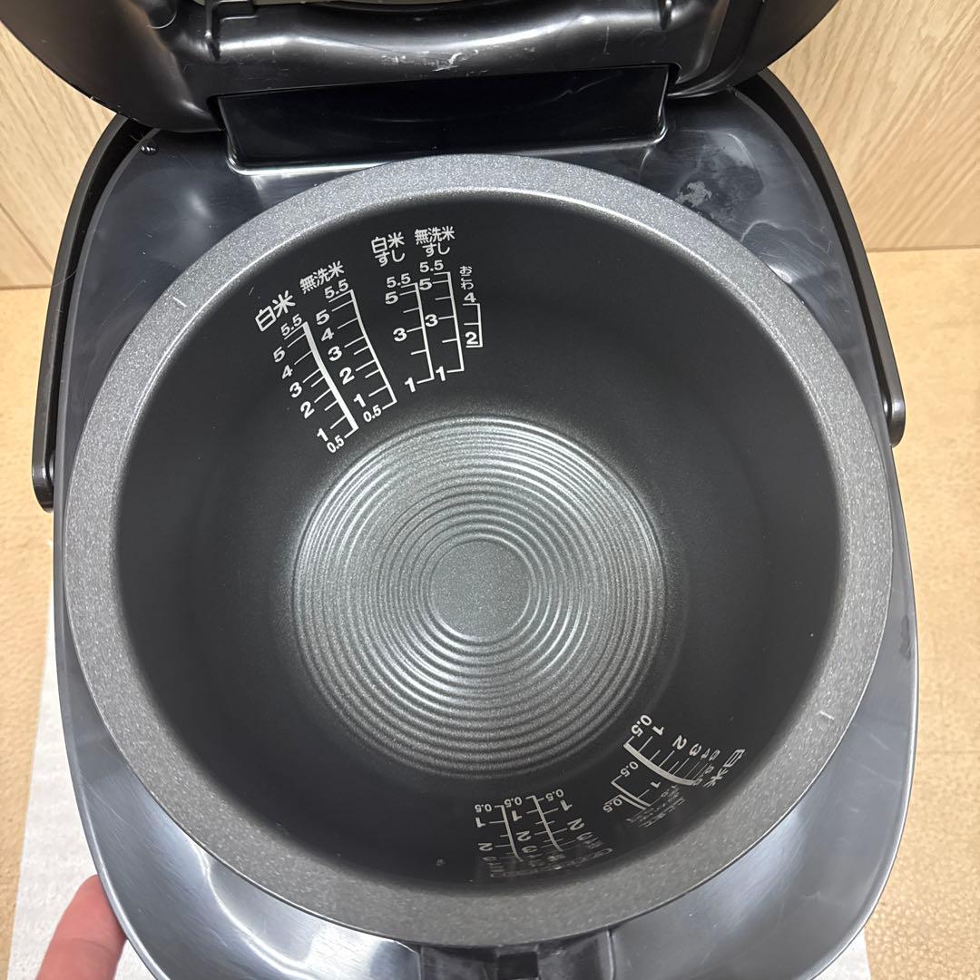 Toshiba真空圧力IHジャー炊飯器