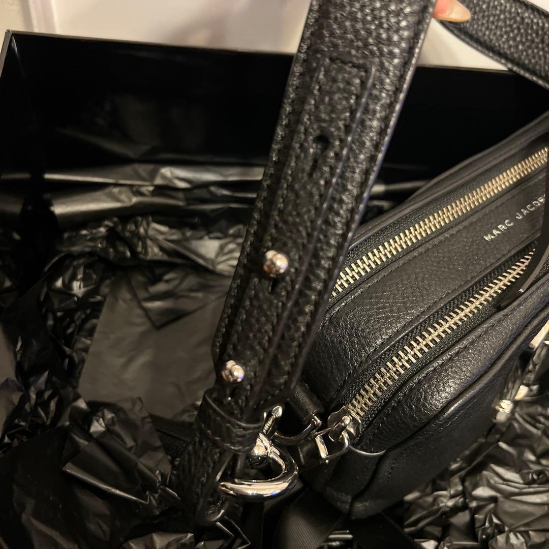 MARC JACOBS ブラックレザー バッグ
