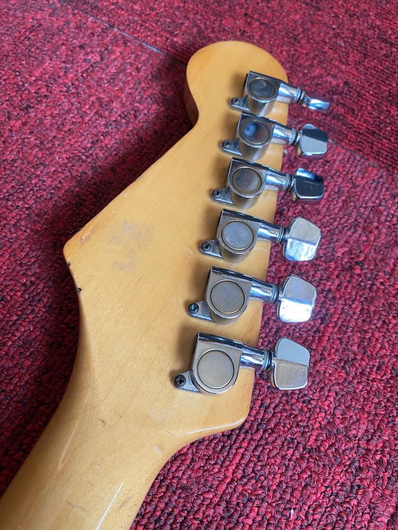 samickエレキギターストラトタイプ