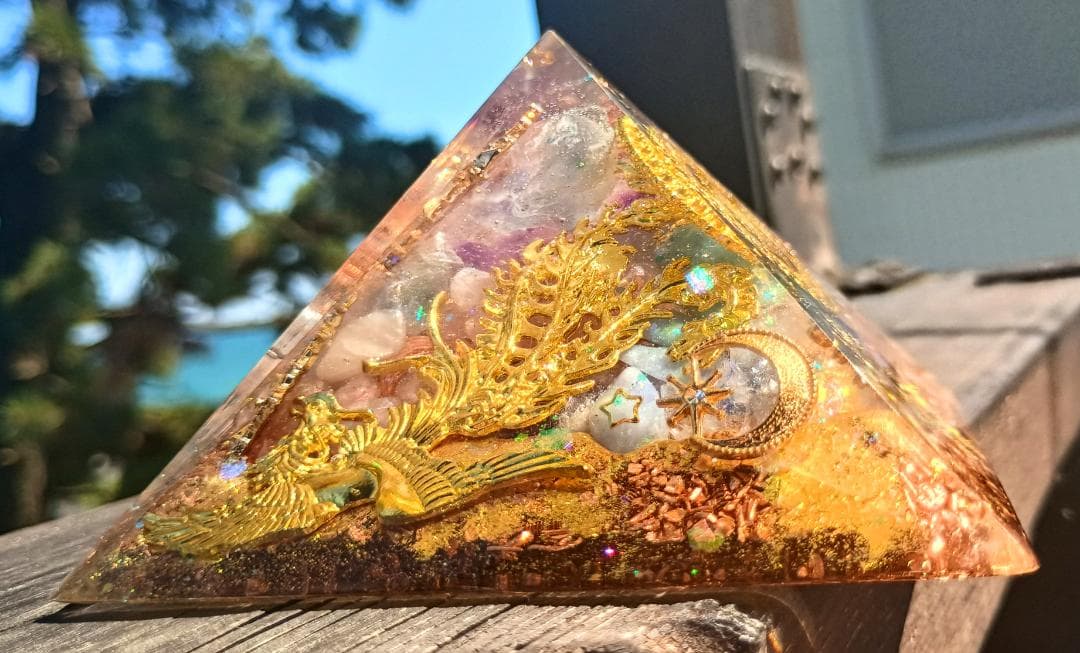 セレスタイト✧天使のピラミッド型✧オルゴナイト9.5