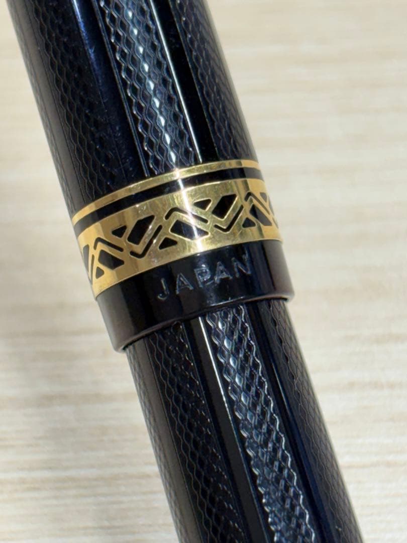 PILOT パイロット　万年筆　CUSTOM72 ペン先14K−585 HM