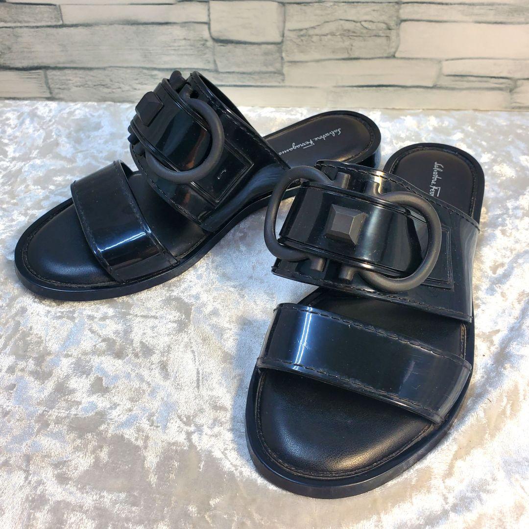 【美品】✨サルヴァトーレフェラガモ 23.5 TARYN サンダル ガンチーニ