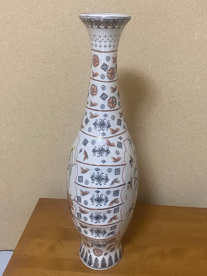 中国　景徳鎮製　薄い花瓶