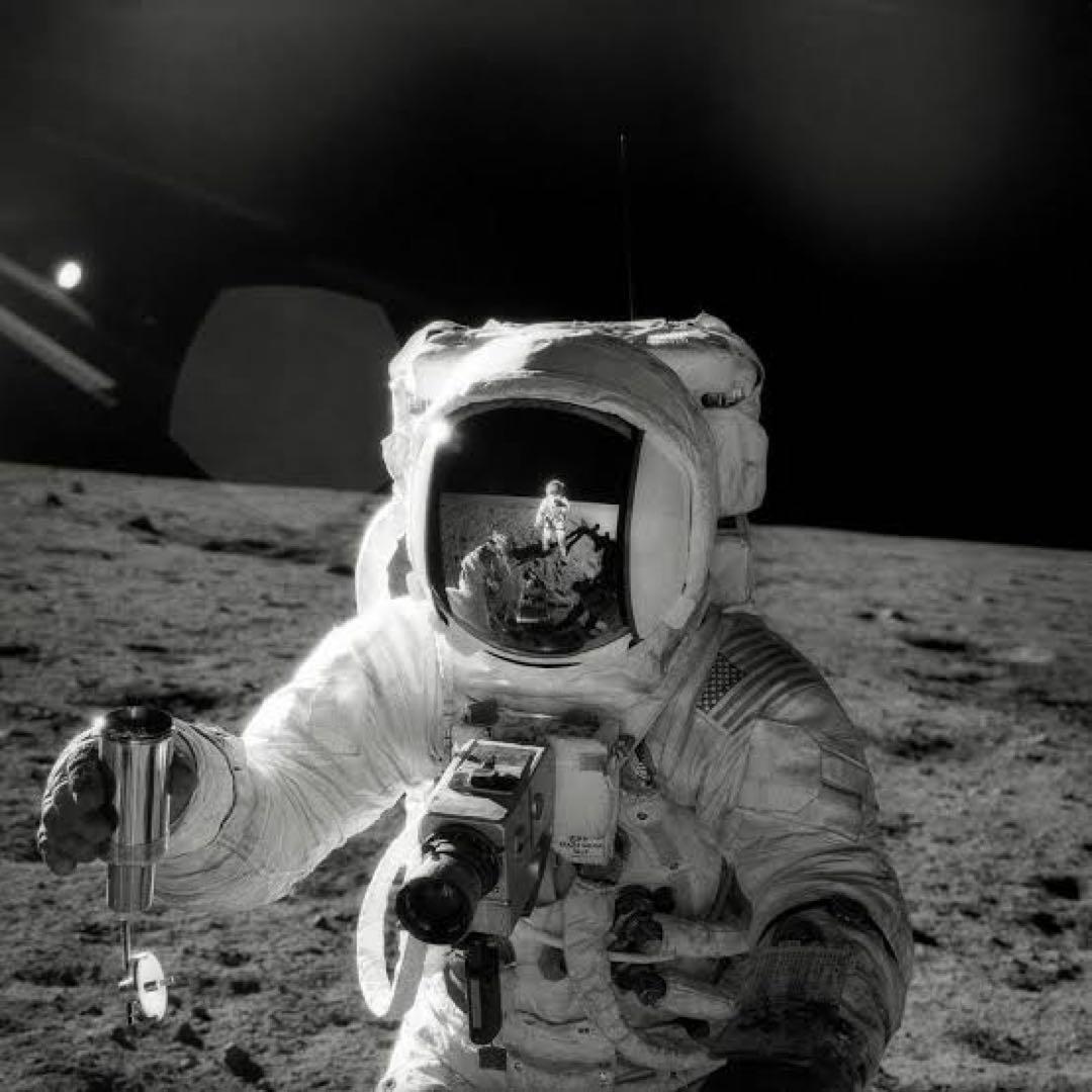 YELLOWKORNERフォトアート「Alan Bean, Apollo 12」