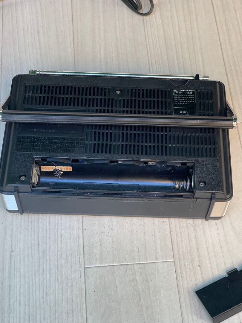 は*ん様 Nationalビンテージラジオ4台(ジャンク品)