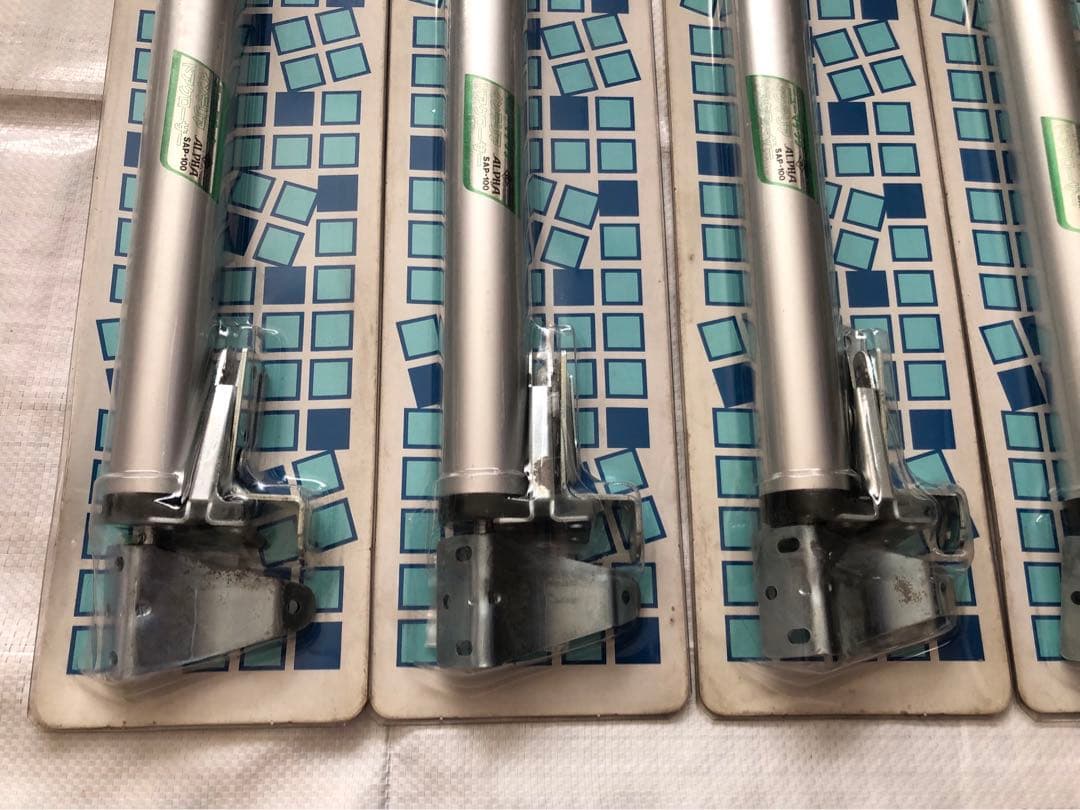 ドアクローザー　34セット　まとめ売り　ALPHA（ジャンク品扱い）