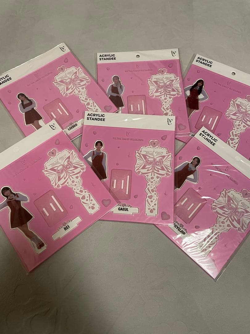 ive アクスタ popup switch ウォニョン リズ イソ ユジン レイ