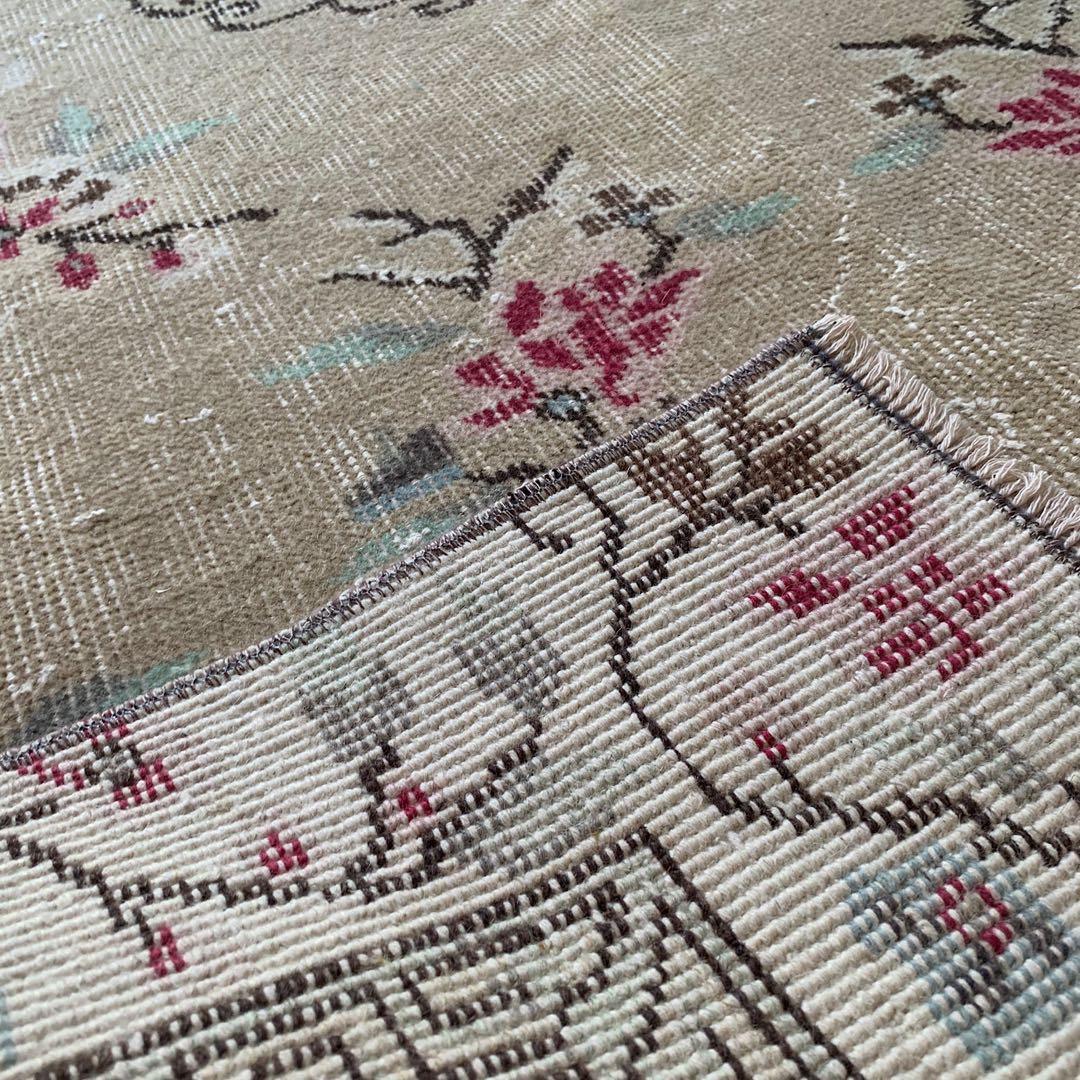 シノワズリ　213×110 トルコヴィンテージラグ　ペールカーキ トルコラグ