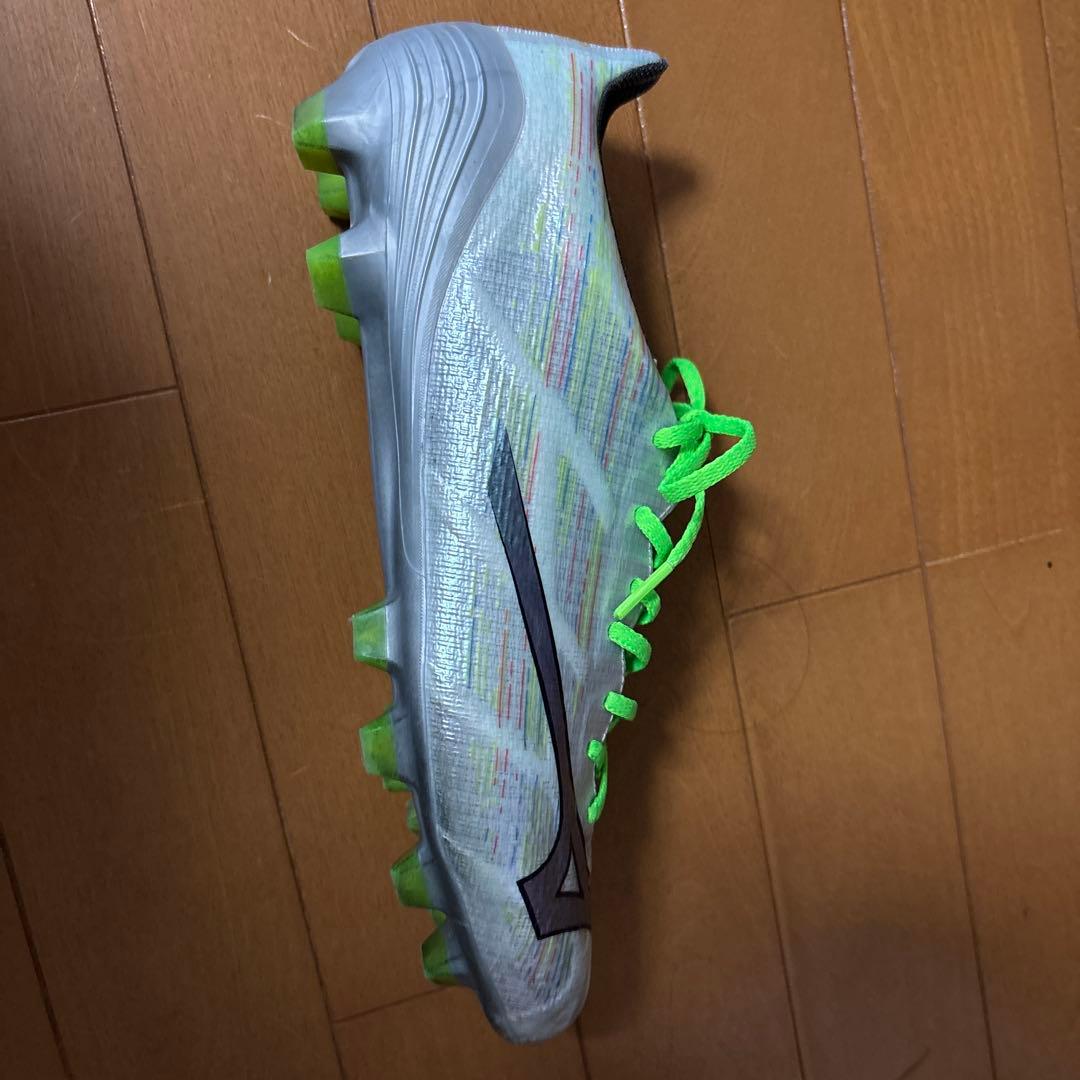 MIZUNOアルファ2PRO ホワイト×シルバーイリディセント 26.5センチ