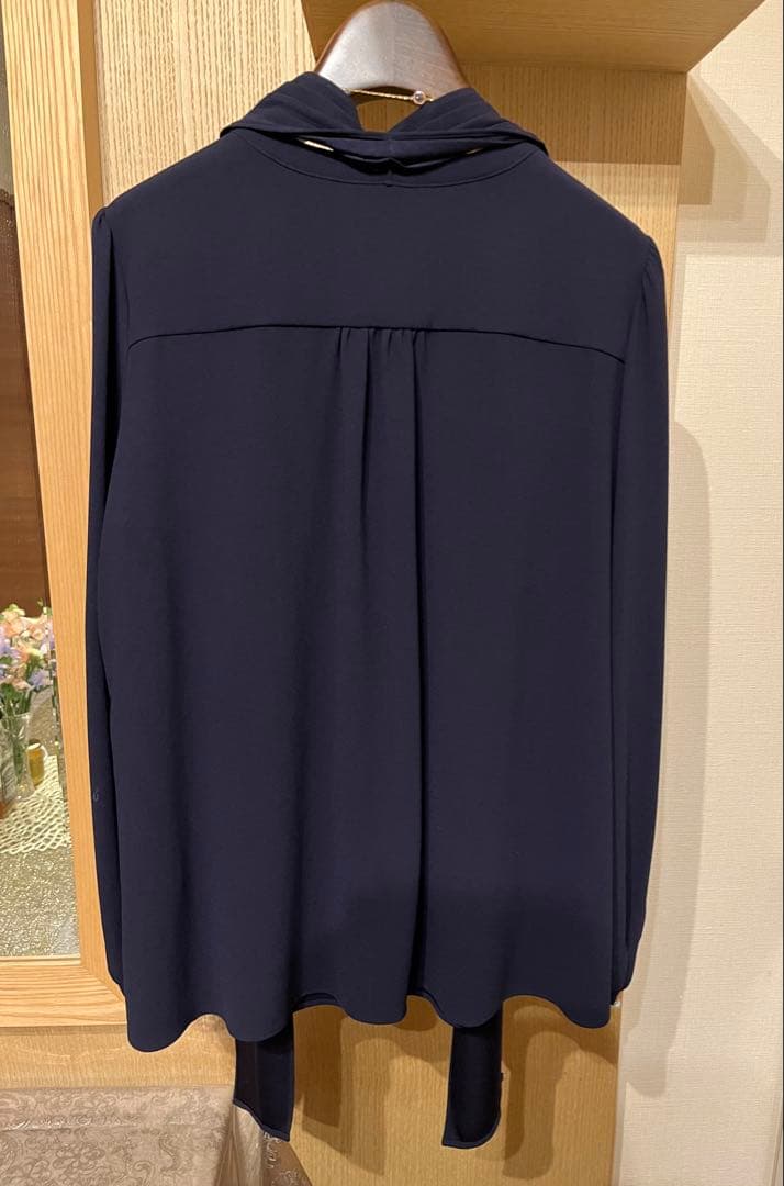 新品タグ付き　ANAYI バックサテンボウタイブラウス　38