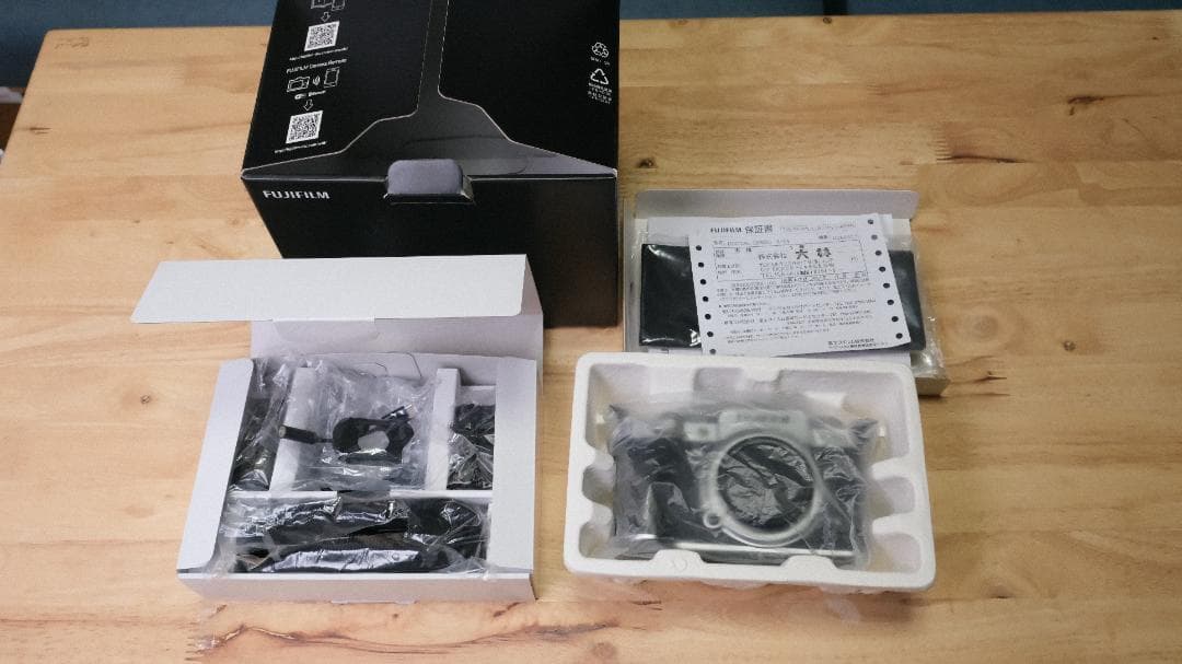 【修理点検済】FUJIFILM (フジフイルム) X-T4 ボディ　シルバー